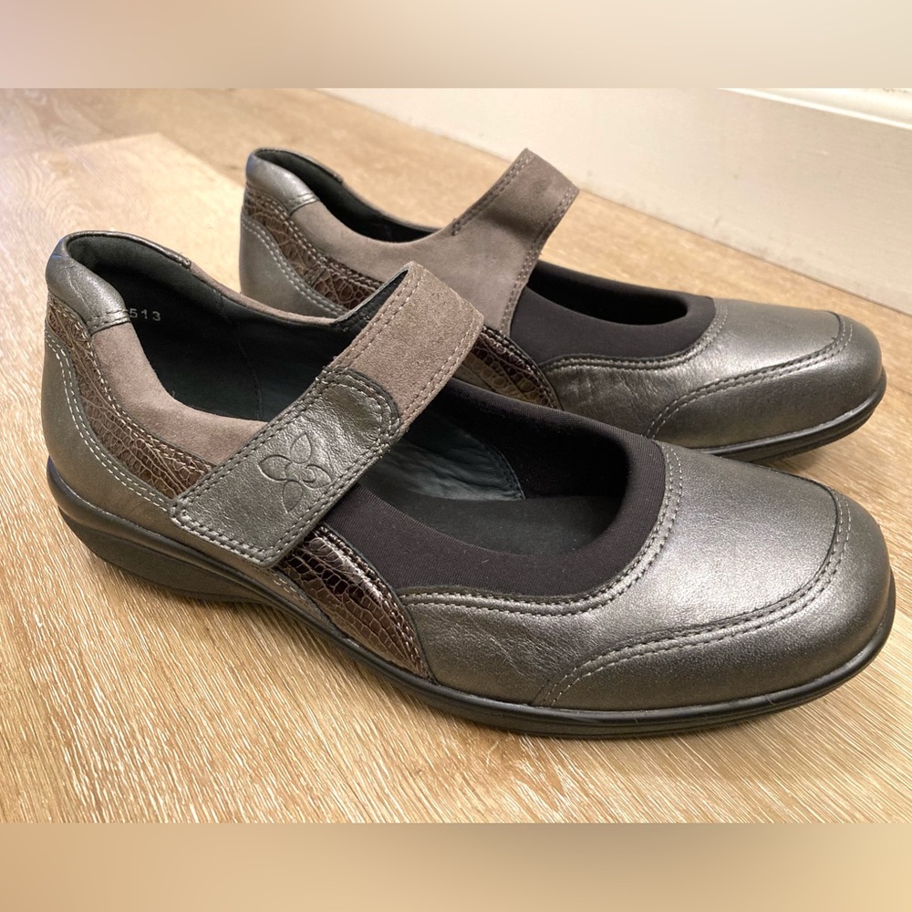 Ziera Pewter Gray Metallic Snake Print Mary Jane Shoes Women's EU 41